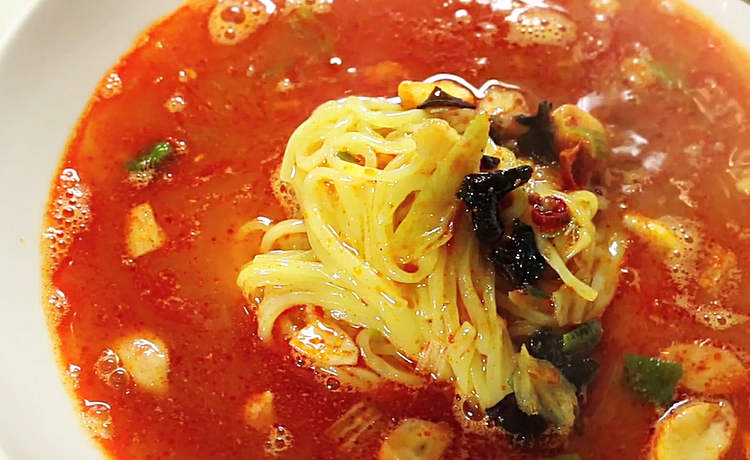 풀무원 카라이 돈코츠 라멘